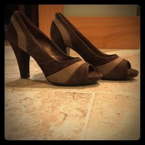 Sofft peep toe heels
